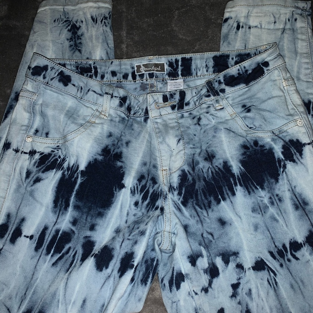 Acid wash jean